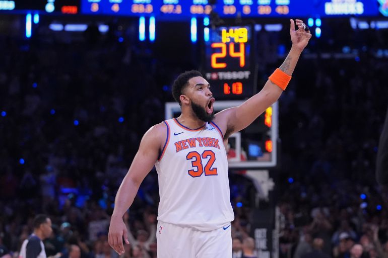 Karl-Anthony Towns reacts